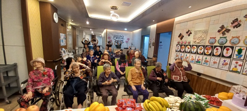 KakaoTalk_20250508_143214942_10.jpg