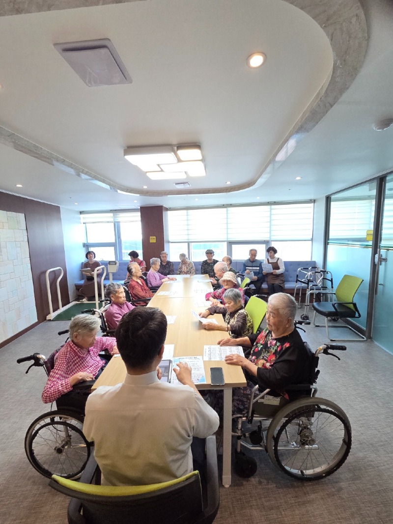 KakaoTalk_20250618_133847580_06.jpg