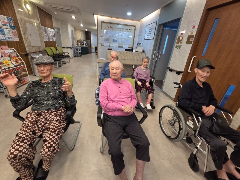 KakaoTalk_20250620_165617760_06.jpg