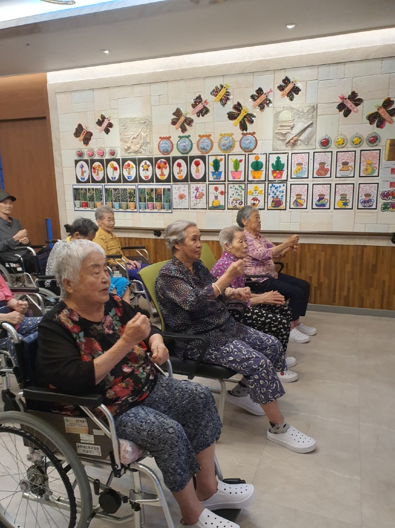 KakaoTalk_20250721_153648847_05.jpg