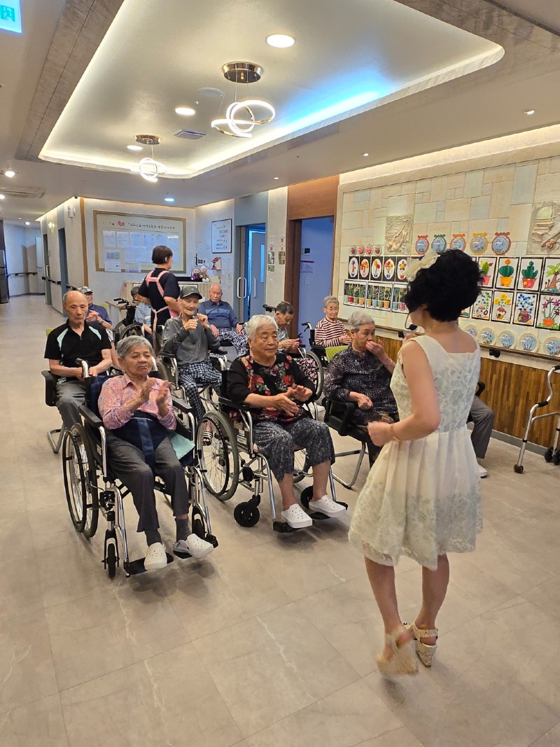 KakaoTalk_20250825_174015073_05.jpg