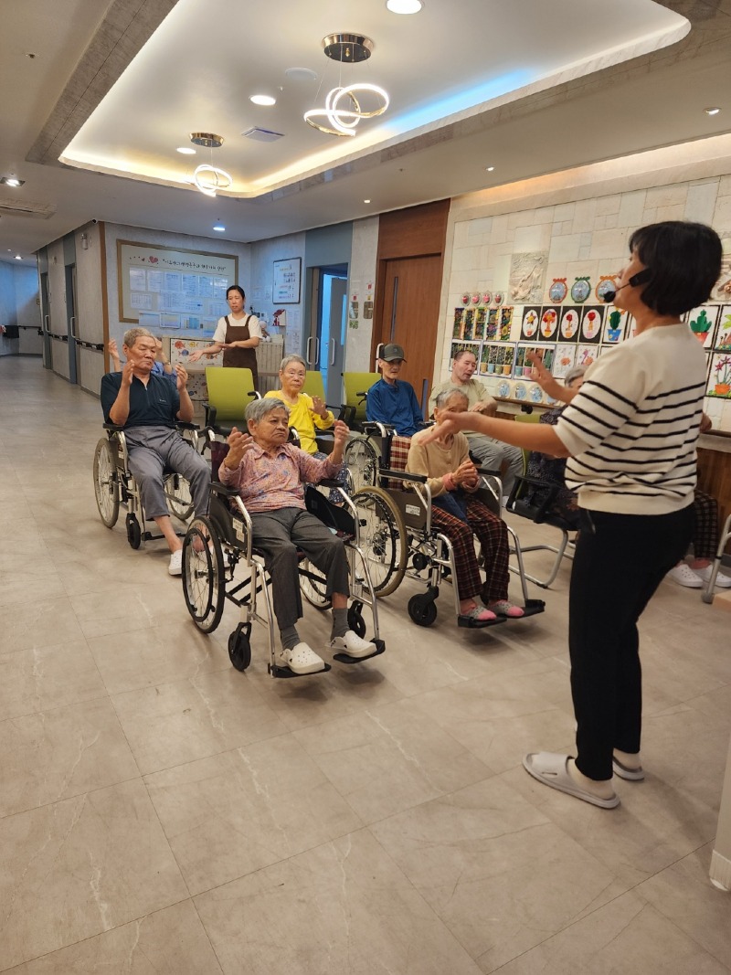 KakaoTalk_20251015_154726679_07.jpg