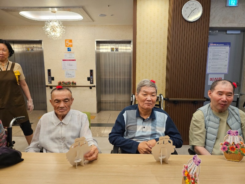 KakaoTalk_20260428_152245423_06.jpg