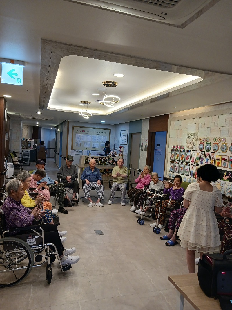 KakaoTalk_20260525_142246759_05.jpg