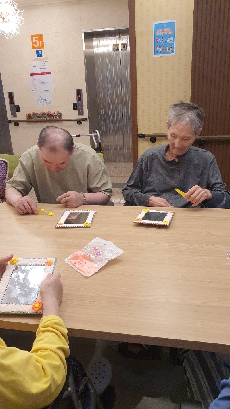 KakaoTalk_20260526_134900799_04.jpg