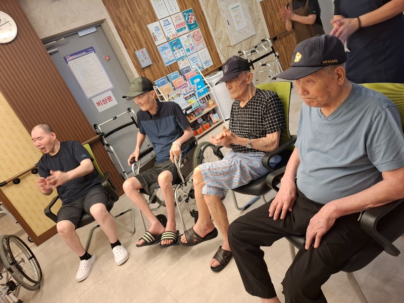 KakaoTalk_20260803_153830048_04.jpg