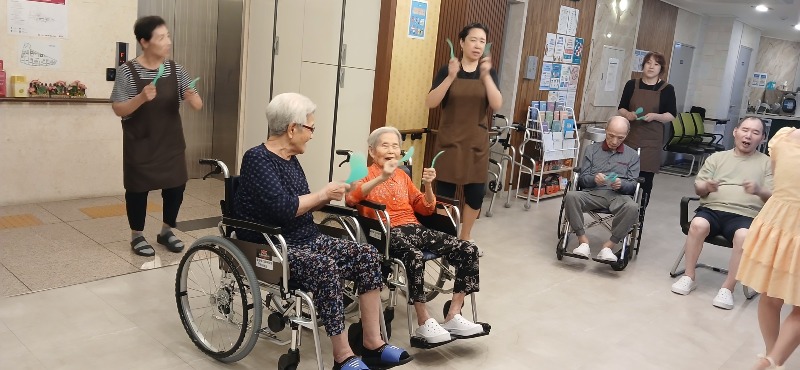 KakaoTalk_20260903_155441092_06.jpg