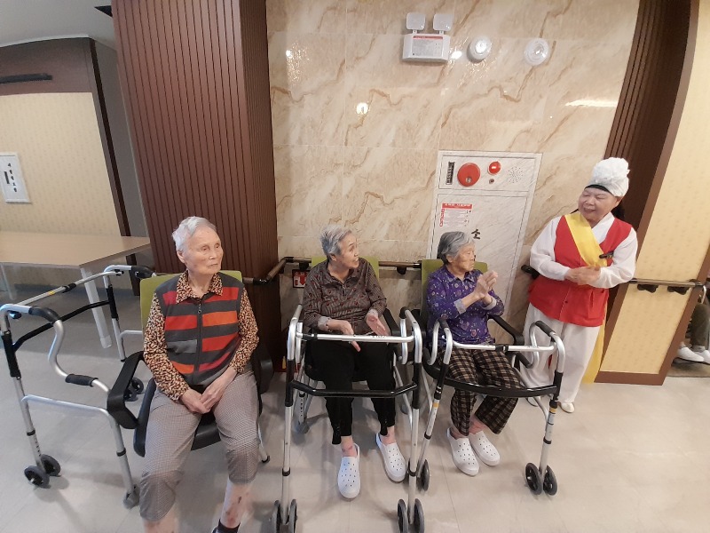 KakaoTalk_20260922_150644453_05.jpg