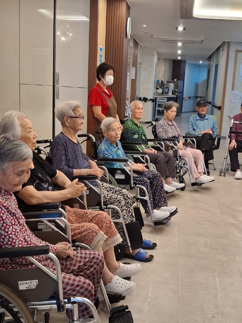 KakaoTalk_20260928_145821227_04 (1).jpg