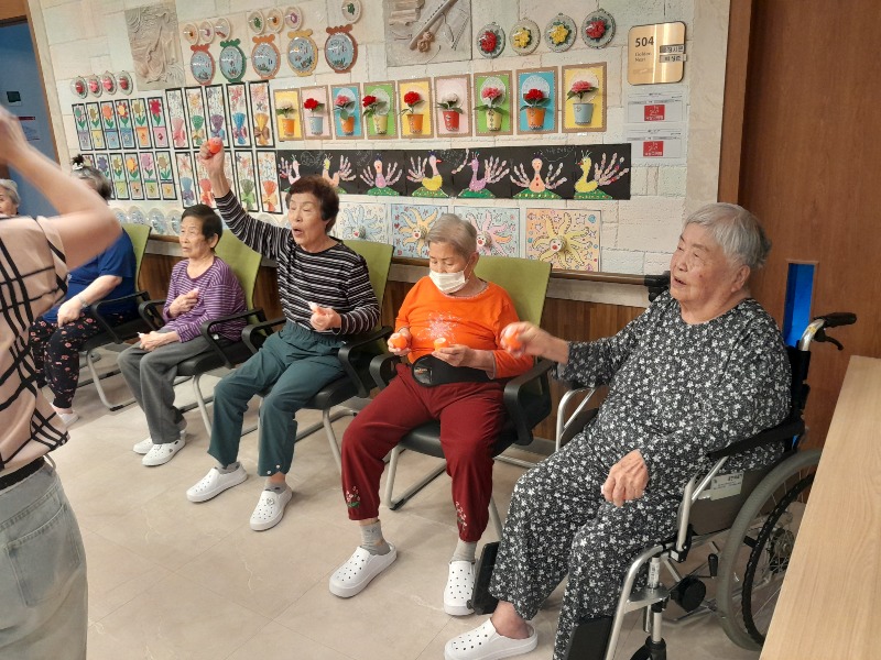 KakaoTalk_20261010_160200737_08.jpg
