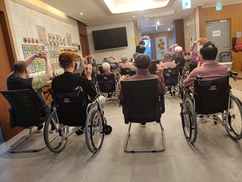 KakaoTalk_20261028_191253217_04.jpg
